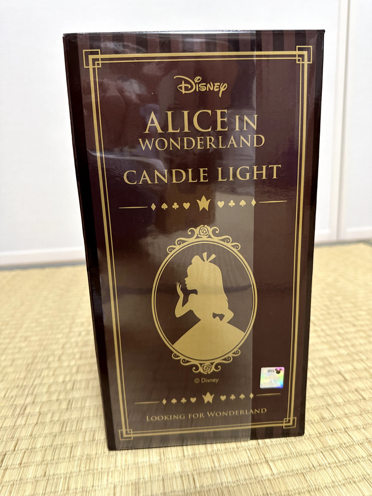 Disney Alice in Wonderland LED CANDLE WITH FLICKERING LIGHT new