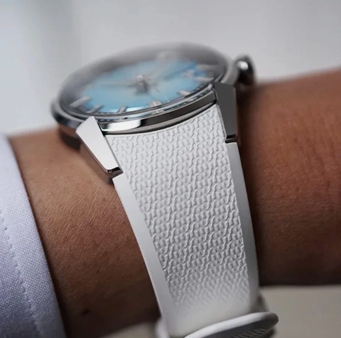 Minase Watch vm14-rwhgib-ssd 41mm Ice Blue Japan