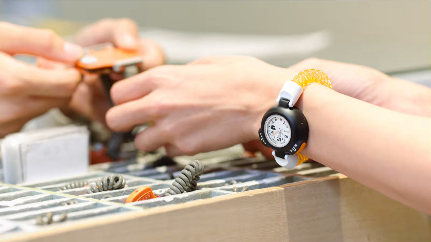CASIO SAN-100H-7BJR Sauna Watch Sauna Ikitai White Dial Unisex Resin Orange 2025