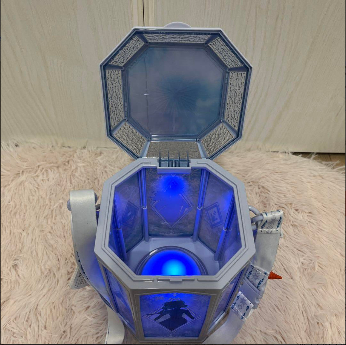 Tokyo Disney Resort Japan Limited Popcorn Bucket Frozen II light Anna Elsa Olaf