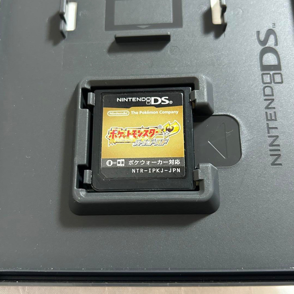 Used Pokemon Heart Gold Nintendo DS game