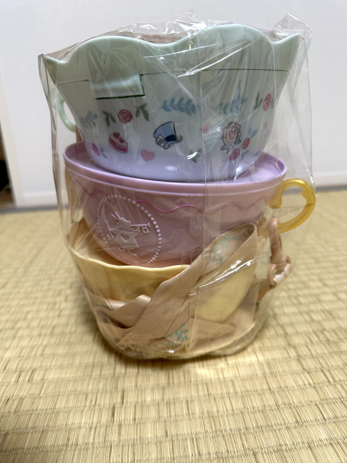 Alice in Wonderland Popcorn Bucket with Mirror Tea Cup Tokyo Disney Resort Japan
