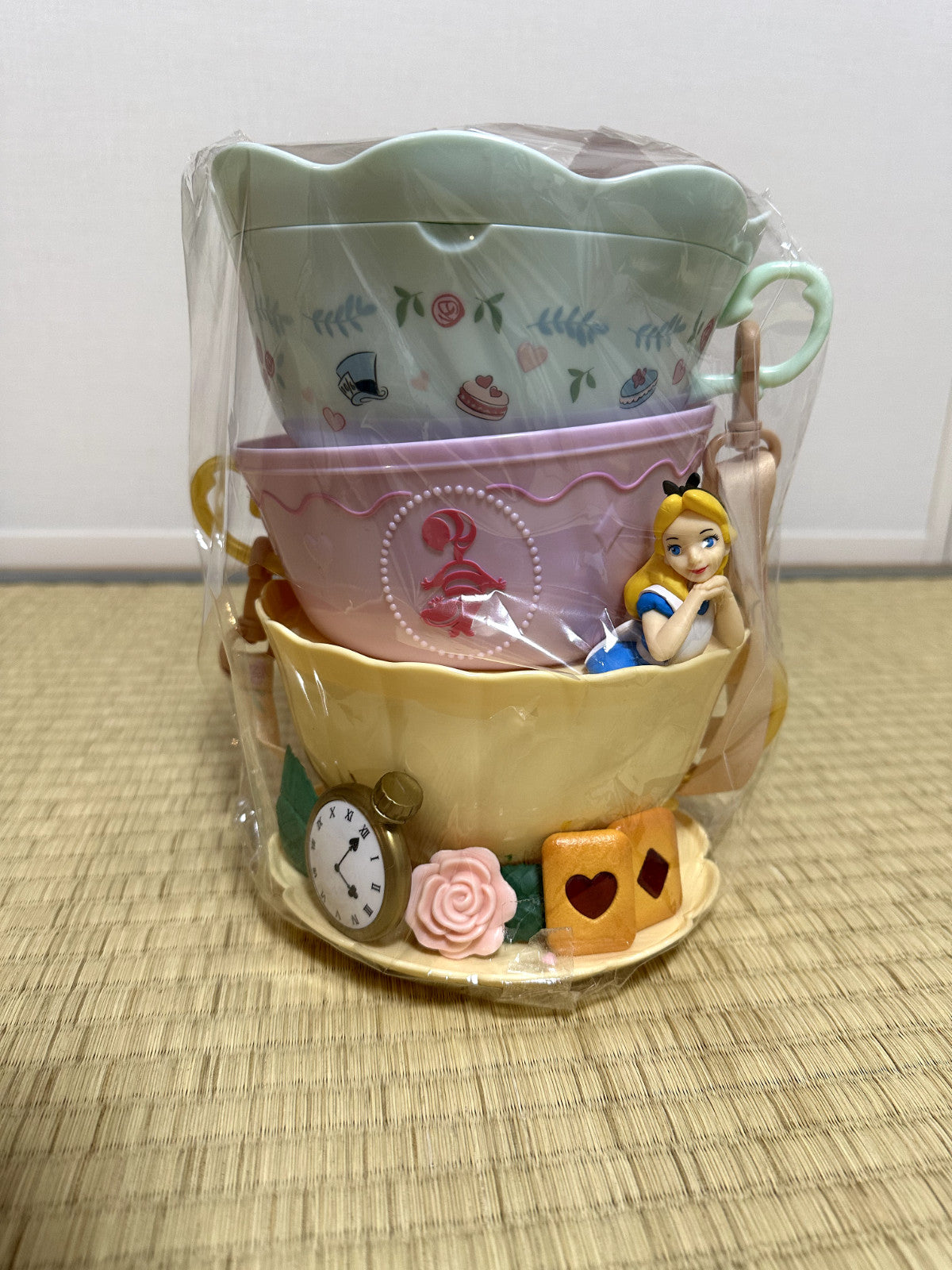 Alice in Wonderland Popcorn Bucket with Mirror Tea Cup Tokyo Disney Resort Japan