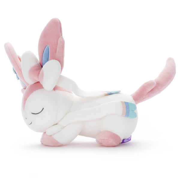 TAKARATOMY A.R.T.S Pokémon Snoozing Friends Plush S Sylveon