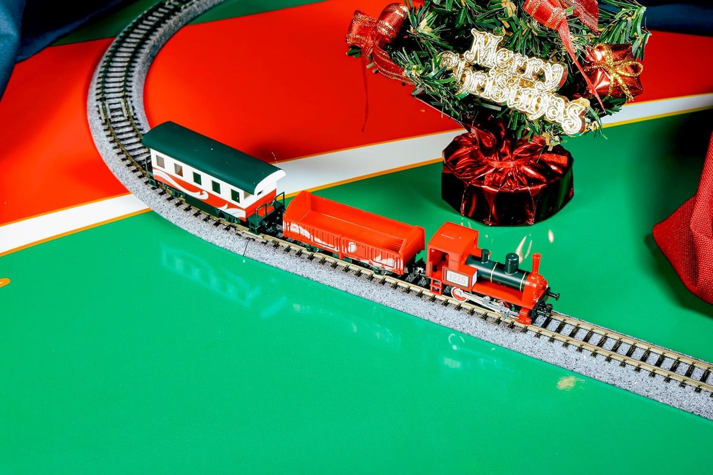 Kato 10-503-3 Chibi-Loco Set Christmas Train Steam Locomotive & Wagons N Scale